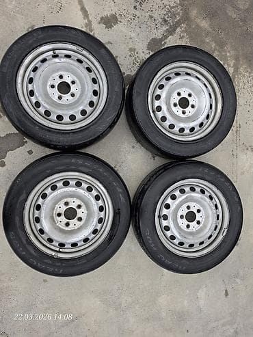 Мототранспорт: Колесо 205 / 55 / R 16, 5 Болтов — 2