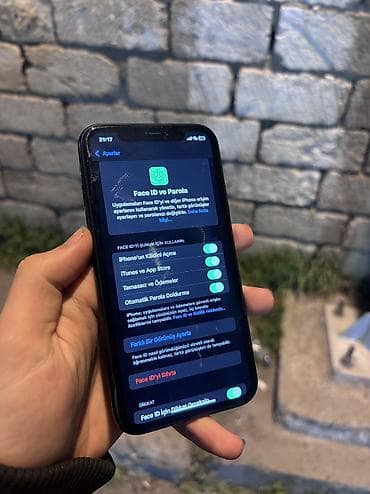 IPhone Xr, 64 GB, Black Titanium, Simsiz şarj, Face ID, Sənədlərlə — 5