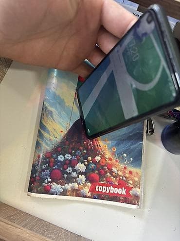 xiomi not 4: Tecno Camon 15, rəng - Yaşıl, Barmaq izi — 1
