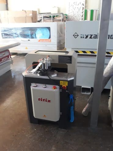 ağaç kesen makineler: Pvc kesim dezgahlari — 4