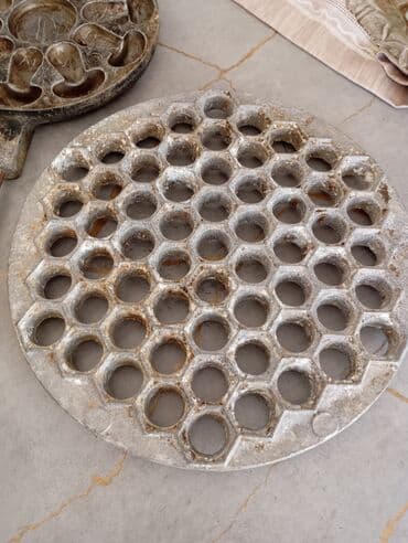 soba ucun suse qablar: Şirniyyət qəlibləri, rəng - Boz, Çuqun, Dairəvi — 1