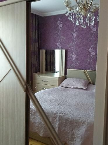 Yataq otağı mebeli.2 ay istifadə olunub heç bir deffekti yoxdu.Deste