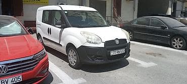 Fiat Doblo: 1.4 l | 2015 il 300 km Van/Minivan