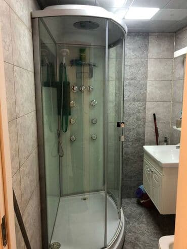 xutor kiraye: Yasamal rayonu.İzmir pr,Həyat Residence ilə üzbəüz. 5 mərtəbə — 5