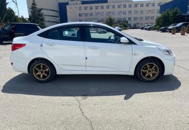 babek prospekti masin bazari: Hyundai Accent: 1.4 l | 2016 il Sedan — 2