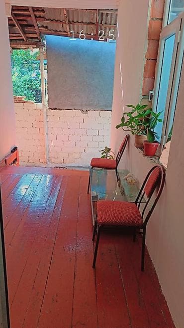 - Planlaşma: girişdə örtülü eyvan, geniş zal/otaq, ayrı mətbəx. - lalafo.az -da - Planlaşma: girişdə örtülü eyvan, geniş zal/otaq, ayrı mətbəx. -