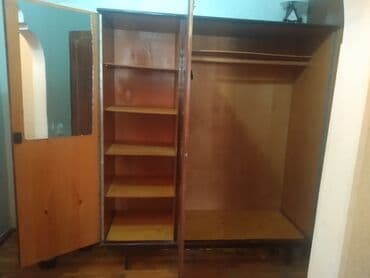 Ferrari: Hündürlüyü 1,80 ; eni 1,60 ; derinliyi 58 :qiyməti 250 man — 6