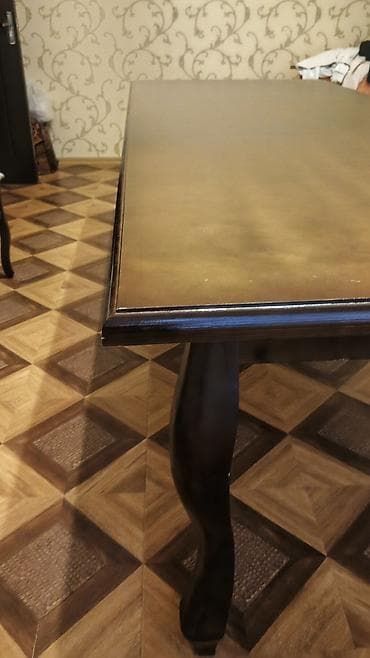 usaq stol stul: Qonaq masası, İşlənmiş, Açılmayan, Taxta, Dördbucaq masa — 5