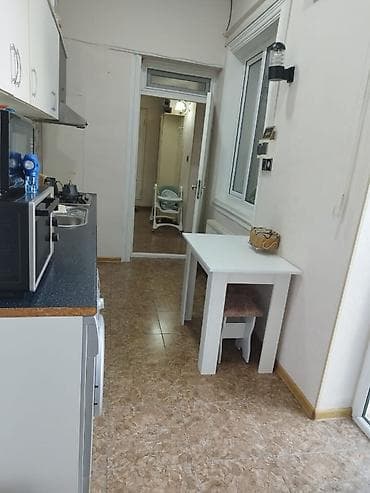 Daşınmaz əmlak: 6 otaqlı, 2 kv. m, Kredit yoxdur, Orta təmir — 4