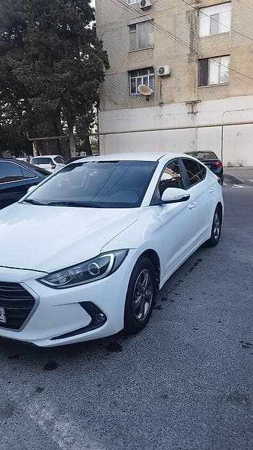hyundai servis vakansiya: Hyundai Elantra: 1.6 л | Седан — 2
