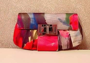 dior çanta: Insaatcilar metrosu yaxinliginda KFC qarsisinda tehvil Alana 3 — 1
