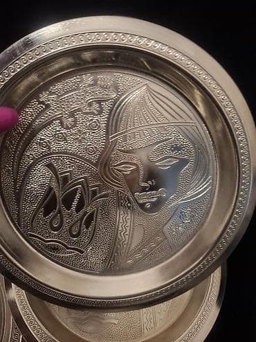 işlənmiş boşqablar: Boşqablar, rəng - Gümüşü, Metal — 6