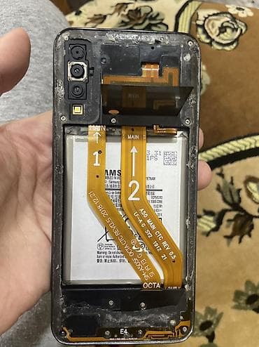kredit samsung a50: Samsung Galaxy A50, 64 GB, rəng - Qara, İki sim kartlı — 5