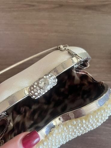 Məhsul: Ürək formalı qadın clutch çantası - Rəng: İşıqlı krem/şampan — 1