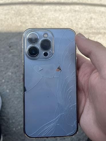 mini iphone 13: IPhone 13 Pro, 128 GB, Gümüşü, Qırıq — 2