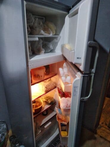 xoladelnik: 2 qapılı Beko Soyuducu Satılır, rəng - Gümüşü — 3