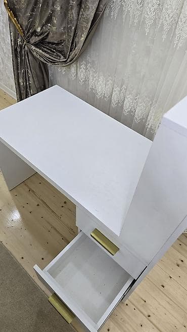 stol dest: Прямой стол, Без стула, С полками, С выдвижными ящиками, Ламинат простой — 3