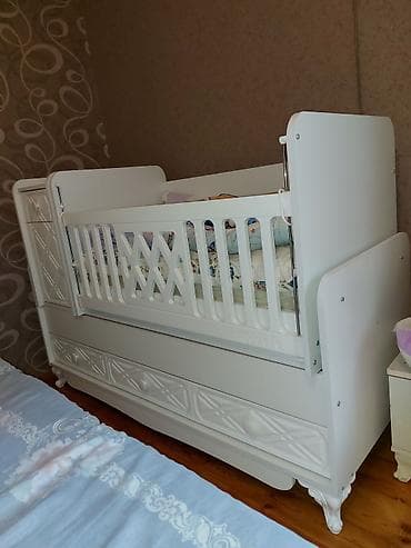 intex matras: Oğlan və qız üçün, Yeni, Beşik, Matras ilə, Yellənmə mexanizm ilə — 1