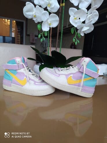 детские кроссовки 38 размера: 35 e alinib,15 e satilir,tezeden secilmir,36 olcudu.Hezi Aslanov — 1