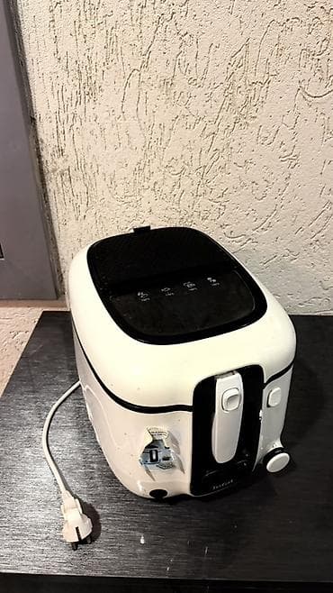 Техника и электроника: Tefal elektrik fritözü - Kompakt masaüstü dizayn, ağ-qara korpus - — 1