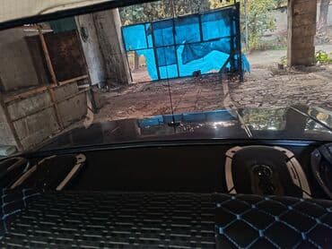 w210 disk: VAZ 2107, qara rəng, sedan. Xüsusiyyətlər: - Klassik “07” dizaynı — 8