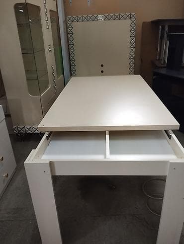 ev stulu: Masa və oturacaqlar — 4