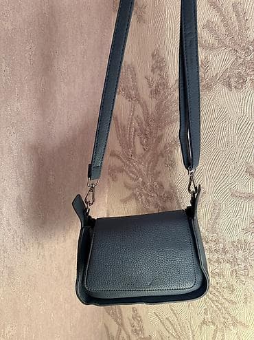 Zinciri cixartmag olur,25 azn alinib
Yenidir lalafo.az -da Zinciri cixartmag olur,25 azn alinib
Yenidir