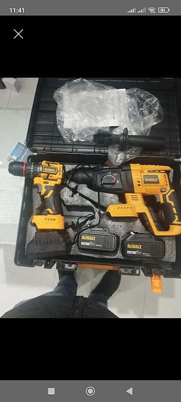Dewalt akkumulyatorlu alətlər dəsti Komplekt: - SDS-Plus