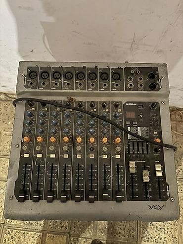 elektron gitara per page 40: Səs sistemi dəsti - 2 ədəd passiv akustik səsgücləndirici kalon (üst — 2