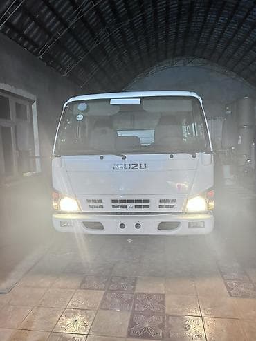 mercedes sprinter 7 1: Isuzu orta tonnajlı yük avtomobili – şassi versiyası - Marka/model — 2