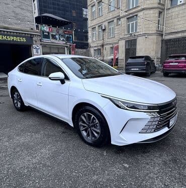 Toyota: BYD Destroyer 05: 1.8 л | 2024 г. 30000 км Седан — 3