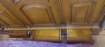 balvanka nedir: Klassik üslubda qonaq otağı mebel dəsti. Tərkibi: - Geniş — 2