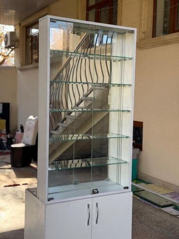 künc rəf: Şüşəli dolab vitrini — 3