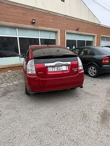 Toyota Prius: 1.5 l |