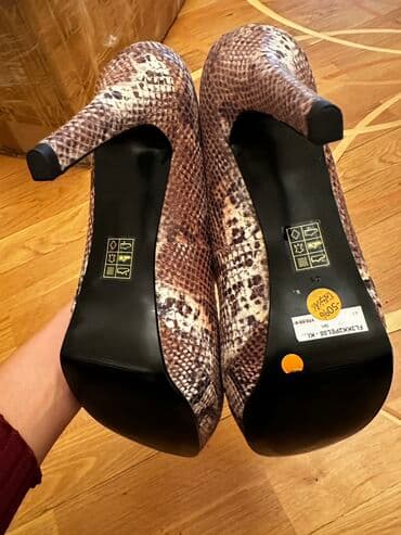 platforma mokasinlər: Tuflilər, Guess, Ölçü: 41, Yeni — 2