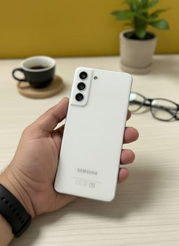 Samsung Galaxy S21 FE, 128 GB, rəng - Ağ, Barmaq izi, Simsiz şarj, İki sim kartlı