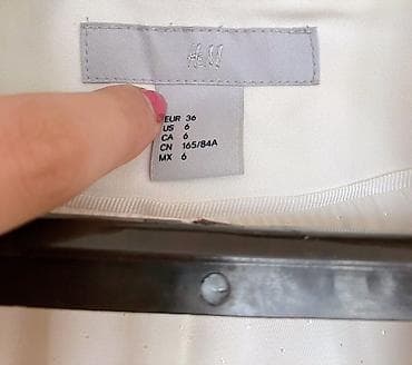 pull and bear: H&M qadın blazer - Rəng: krem/ivory - Ölçü: EUR 36 (US/CA/MX 6 — 2