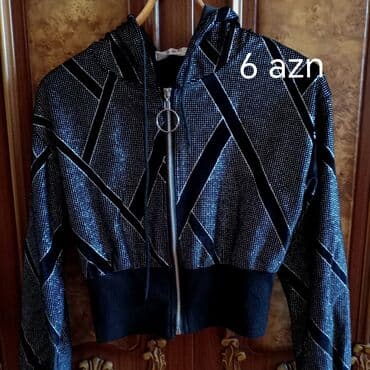 dəri jaket: Kardiqanlar, jaketlər — 1