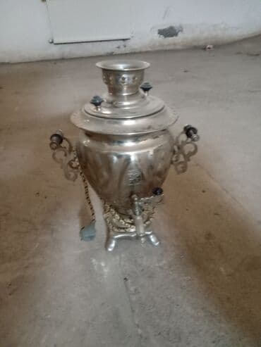Tokla işləyən qədimi samovar. Qiyməti 200AZN lalafo.az -da Tokla işləyən qədimi samovar. Qiyməti 200AZN