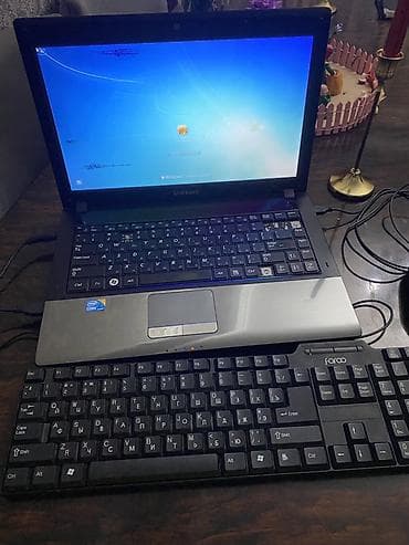 Samsung noutbuk + xarici klaviatura və siçan dəsti - Marka/model