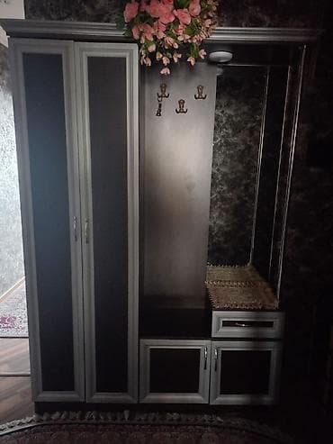 2 qapılı, Güzgülü, Qəhvəyi, Açılan, Düz dolab