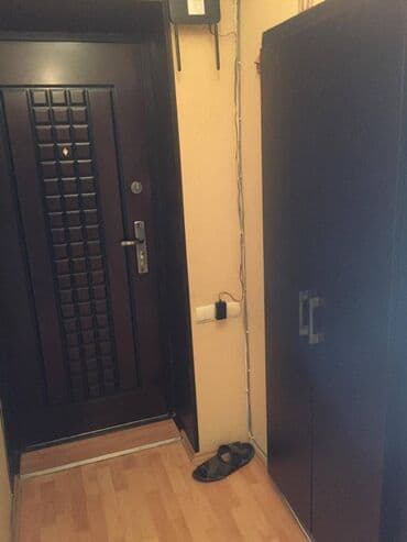 ramanı evlər: Yasamal r-da, 158 N-li məktəbin və «Uç Taс» (Три Корона) yaxınlıqda — 13