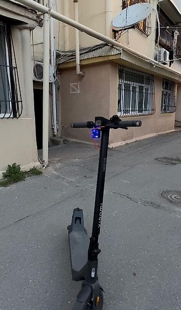 Elektrik skuter – şəhərdaxili rahat və sürətli hərəkət üçün kompakt — 2