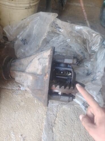 Ötürücü qutuların detalları: Avtomobil üçün arxa körpü differensialı (mərkəzi reduktor) - Korpuslu — 2