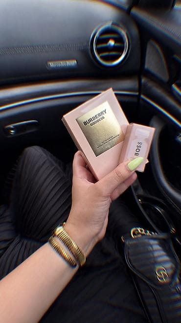 Burberry Goddess orginal pakofka.İnvoice gonderilir yaninda olan — 1