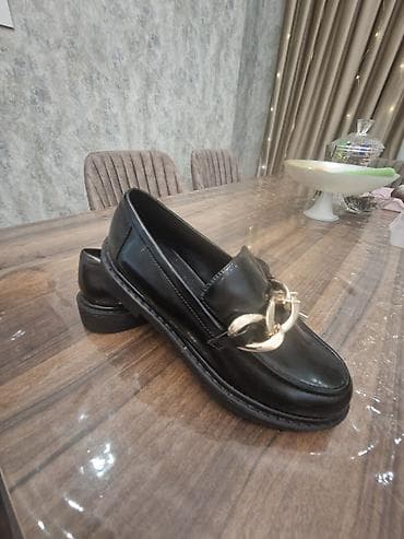 qara ayaqqabı: Qara loafer ayaqqabı – Pull&Bear - Rəng: klassik qara - Modell — 2