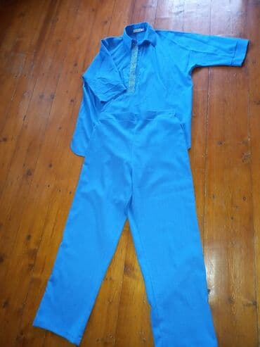 sumqayitda jaket: 48 raz.jaket lap az geyilib 15 man. qalanları fərqli qiymətə satılır — 25