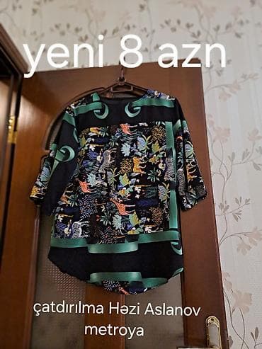 Qadın köynək/bluz kolleksiyası 1) Naqişli, tropik motivli, qara-yaşıl lalafo.az -da Qadın köynək/bluz kolleksiyası 1) Naqişli, tropik motivli, qara-yaşıl