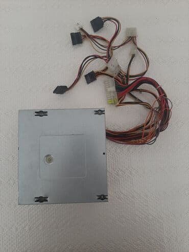 boş sistem bloku: Qida bloku 400 W — 3