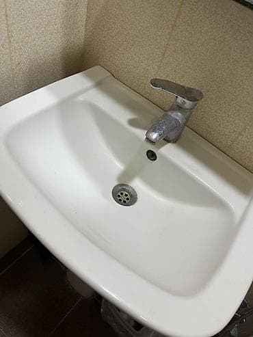 işlənmiş bak: Hamam üçün pedestallı əl-üz yuma lavabo dəsti - Materil: sanitar — 2